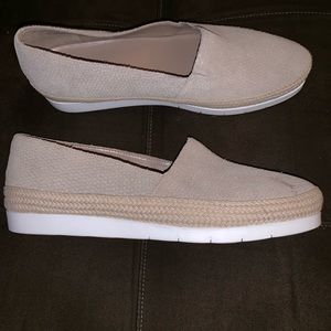 SZ 10 (runs big) Donald J Pliner Suede Slip Ons